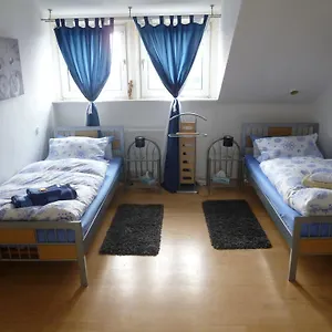 https://airport-apartment-dusseldorf.dusseldorf-hotel.net