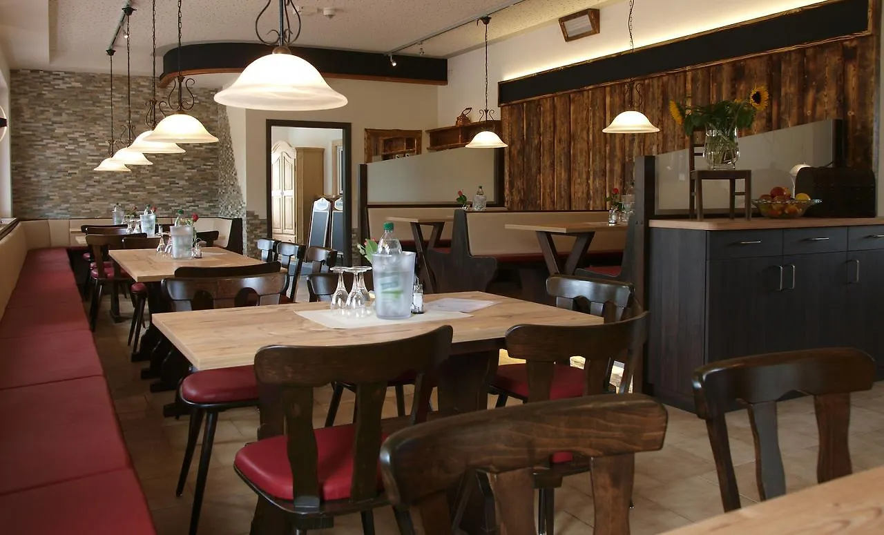 Fraenkischer Hof --- Hotel In Pegnitz --- Schlabecks Fraenkischer Hof